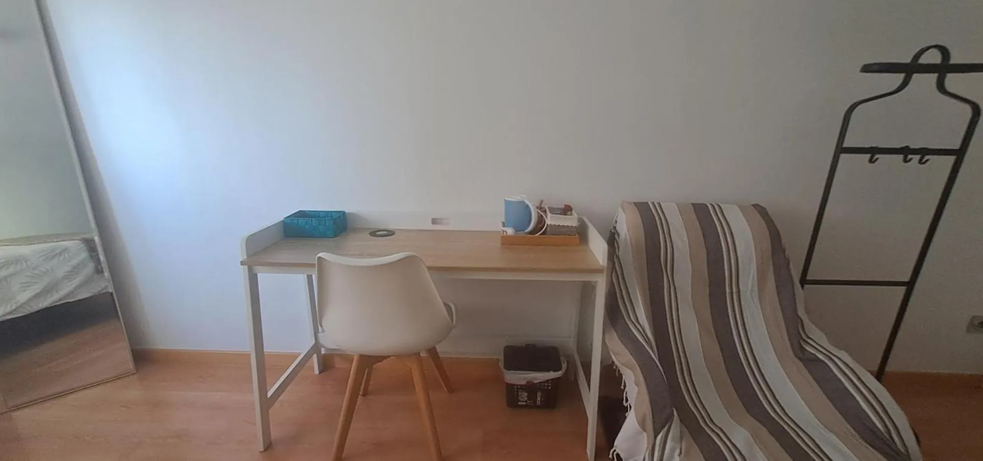 Parque de Campismo Lovely Room Near Park Guell Barcelona